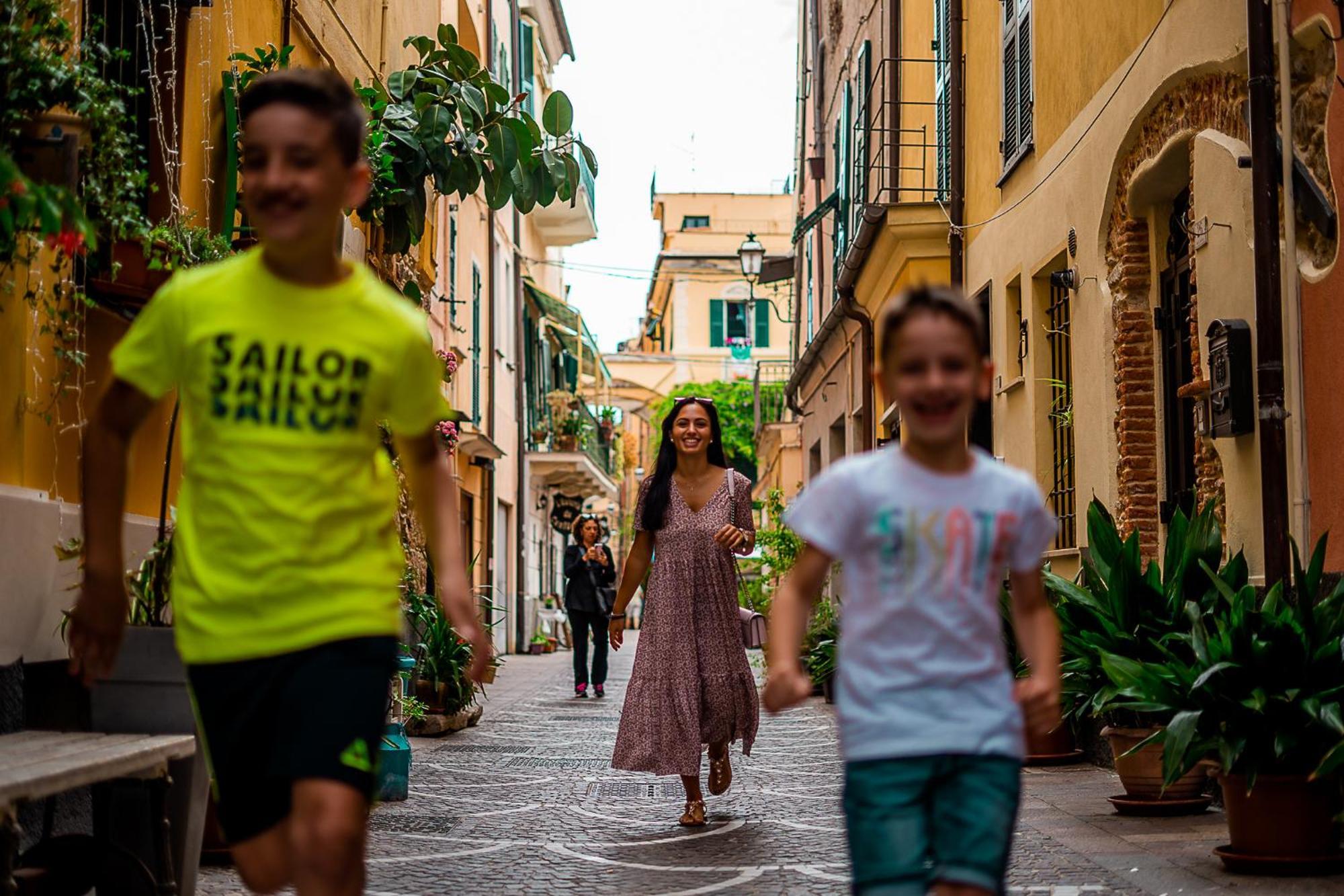 Hotel Continental Pietra Ligure Dış mekan fotoğraf
