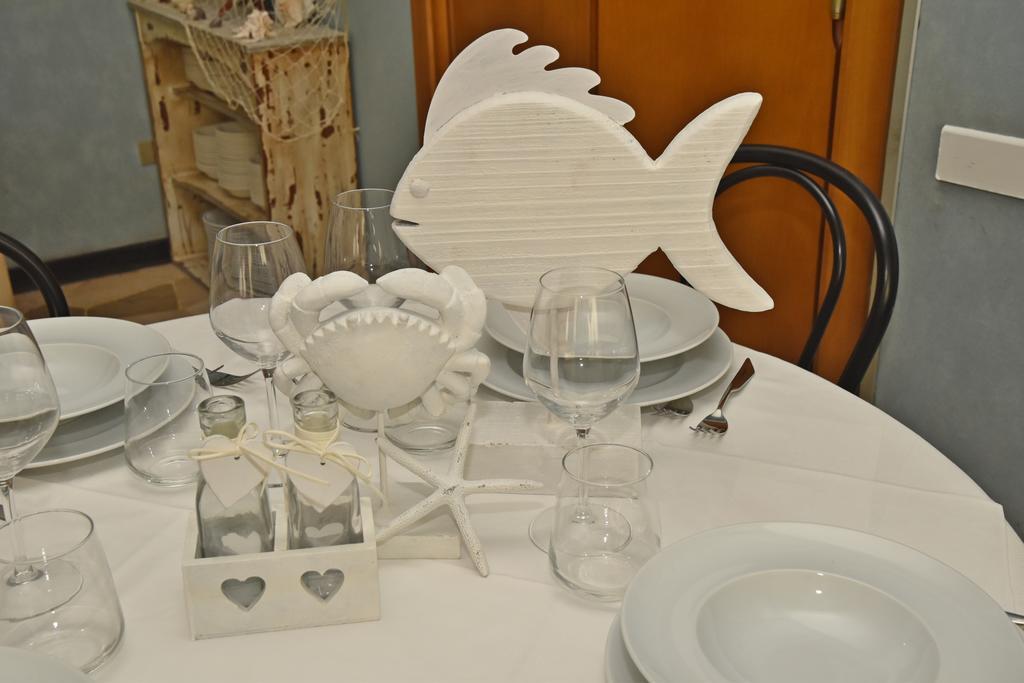 Hotel Continental Pietra Ligure Dış mekan fotoğraf