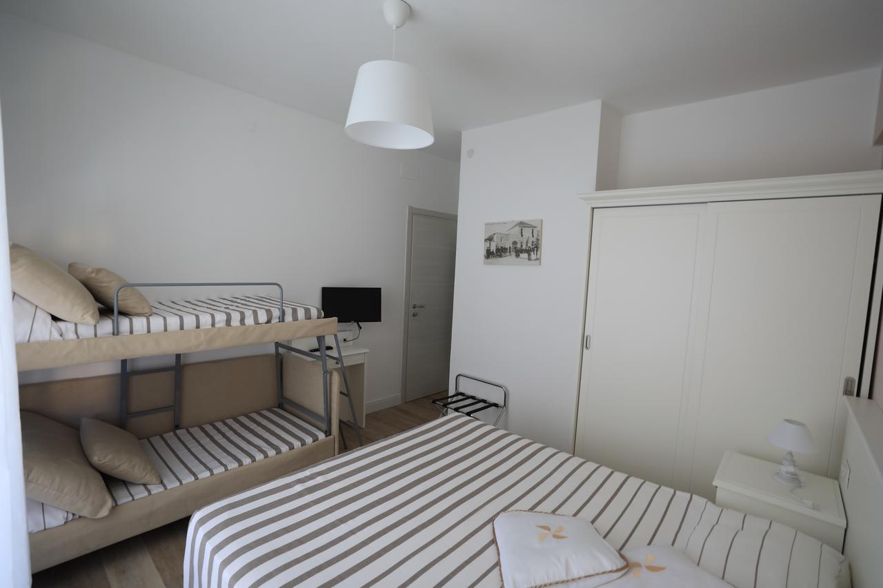 Hotel Continental Pietra Ligure Dış mekan fotoğraf